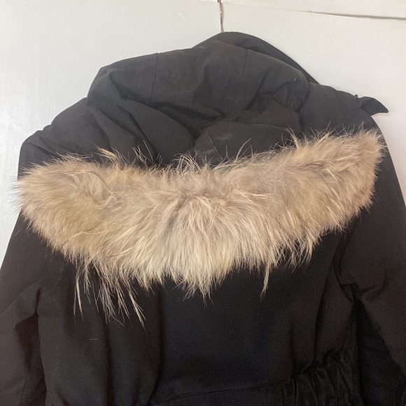 Canada Goose Women’s Trillium Parka - Picture 3 of 10